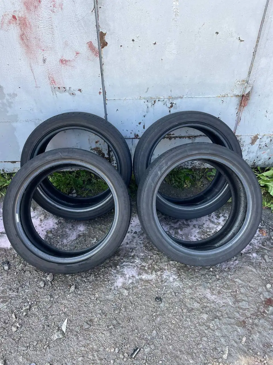 Продажа комплекта шин Goodyear и дисков с резиной Toyo - Запчасти (Авто) в Хабаровск