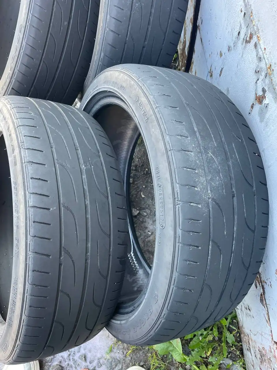 Продажа комплекта шин Goodyear и дисков с резиной Toyo - Запчасти (Авто) в Хабаровск