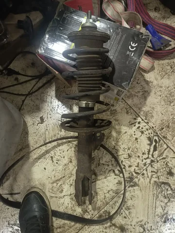 Продаются стойки Toyota Ractis - Автомобильные инструменты в Хабаровск