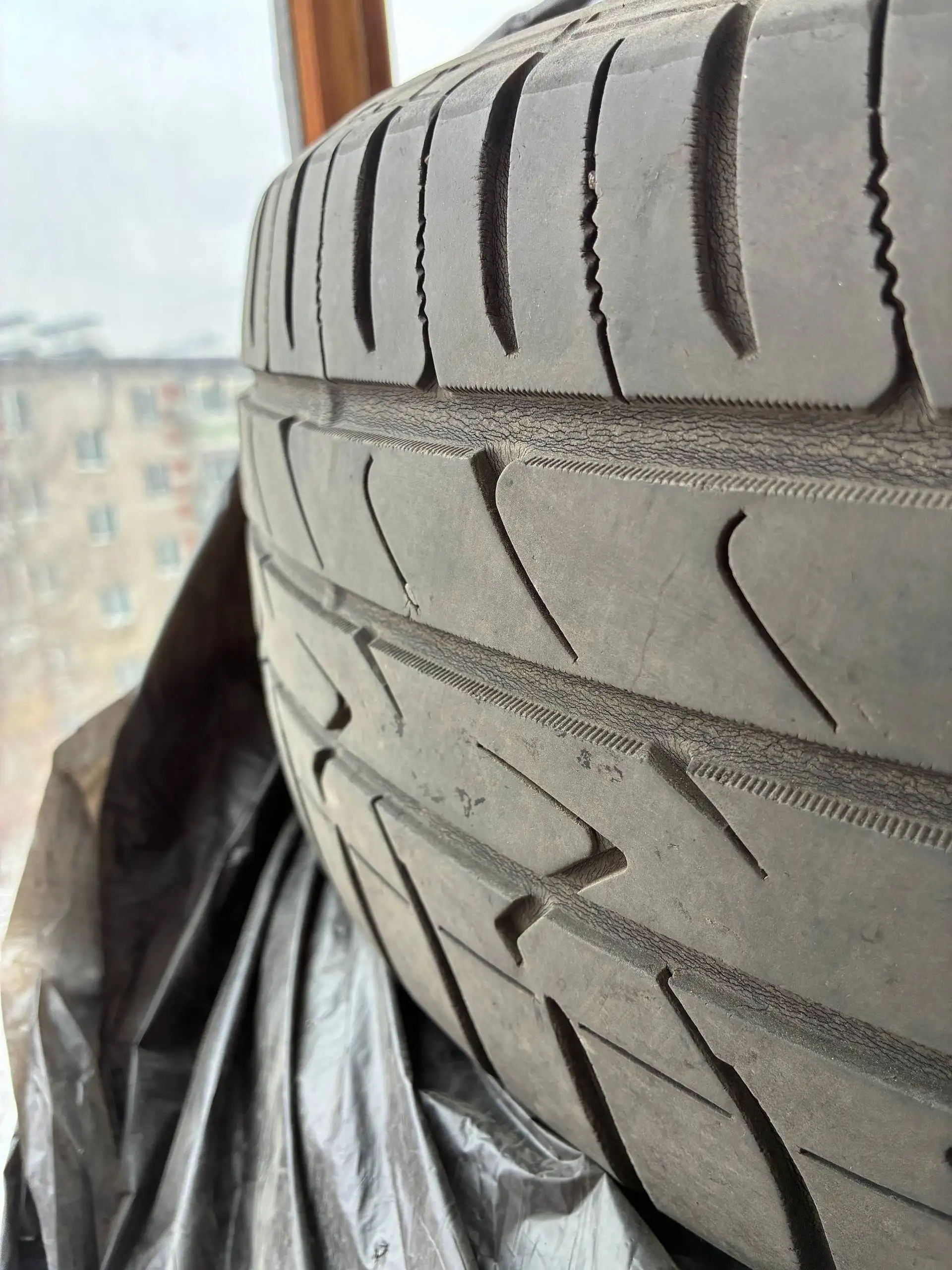 Продажа летней резины Toyo 215/60 r16 - Шины и диски (Авто) в Хабаровск