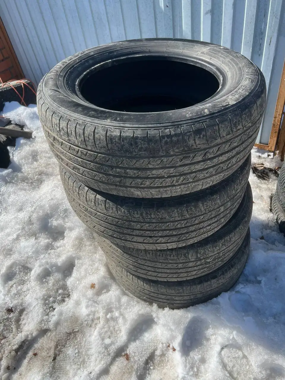 Продажа летней резины 215/60/16 - Шины и диски (Авто) в Хабаровск