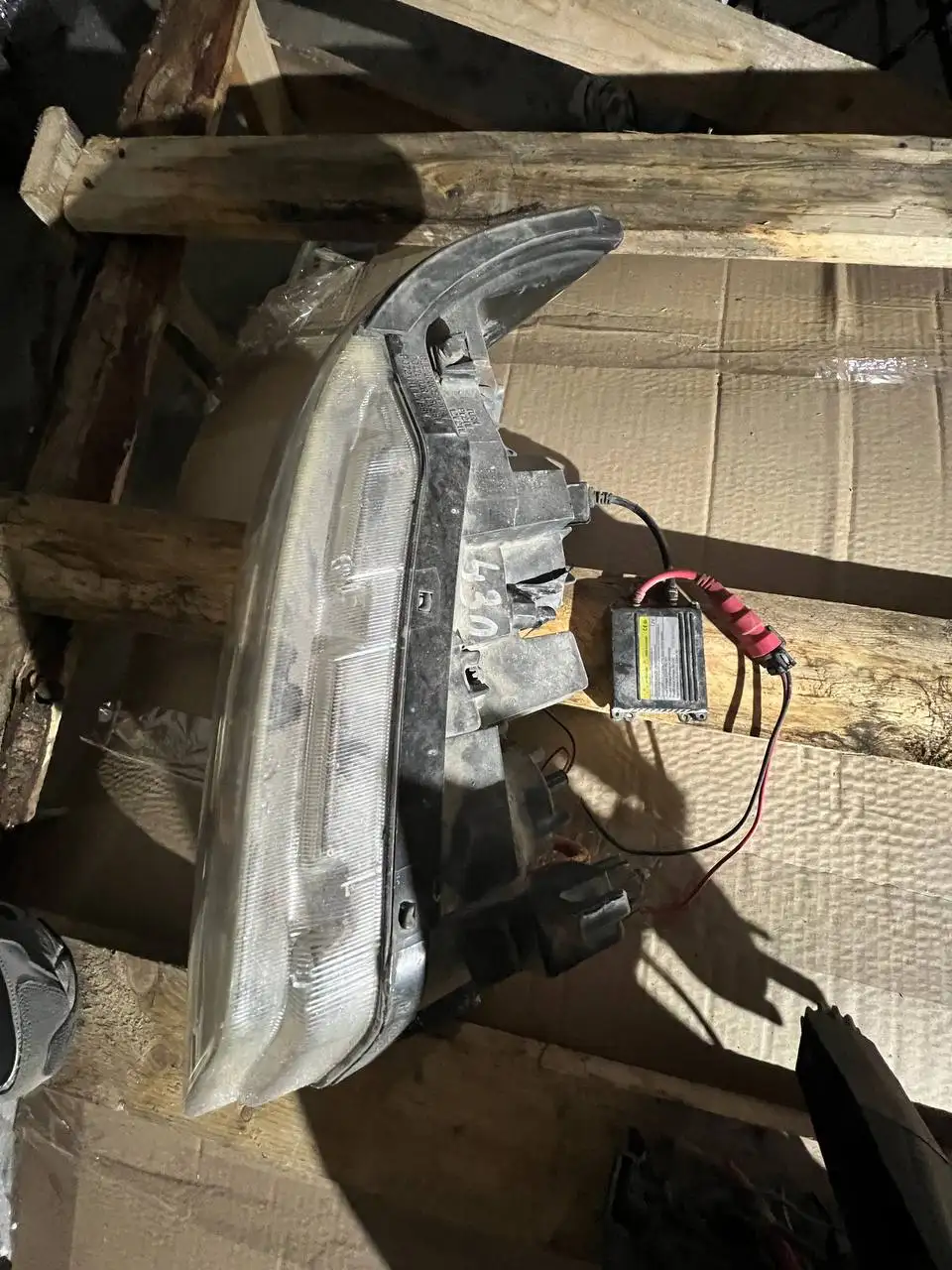 Продажа фар Ниссан Лаурель 35 Медалист с ксеноном - Фары (Запчасти) в Хабаровск