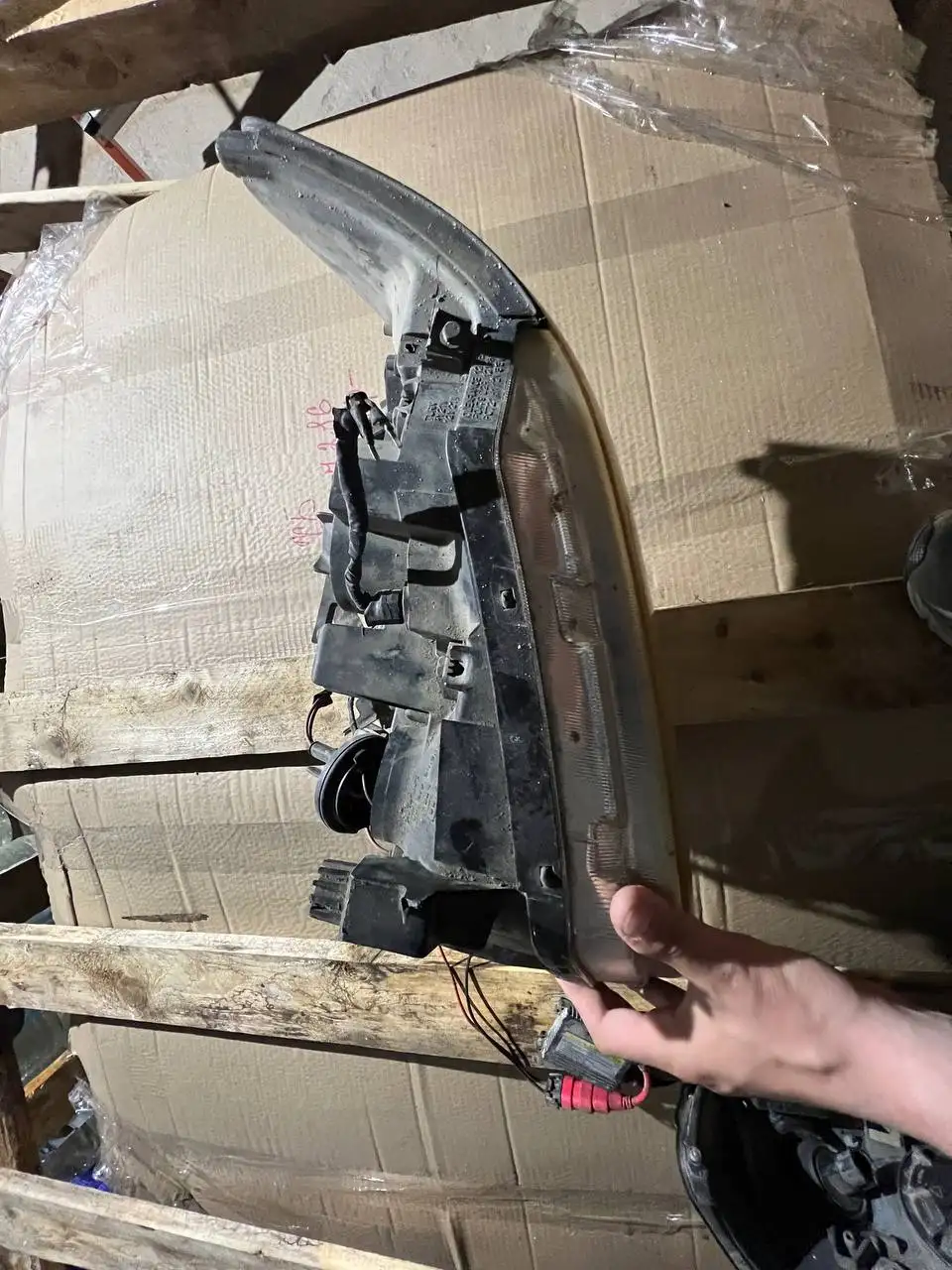 Продажа фар Ниссан Лаурель 35 Медалист с ксеноном - Фары (Запчасти) в Хабаровск