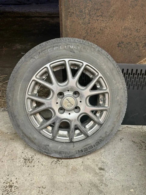 Продам литье 14-е 4/100 на летней резине 165/70/14 - Гибридные автомобили в Хабаровск