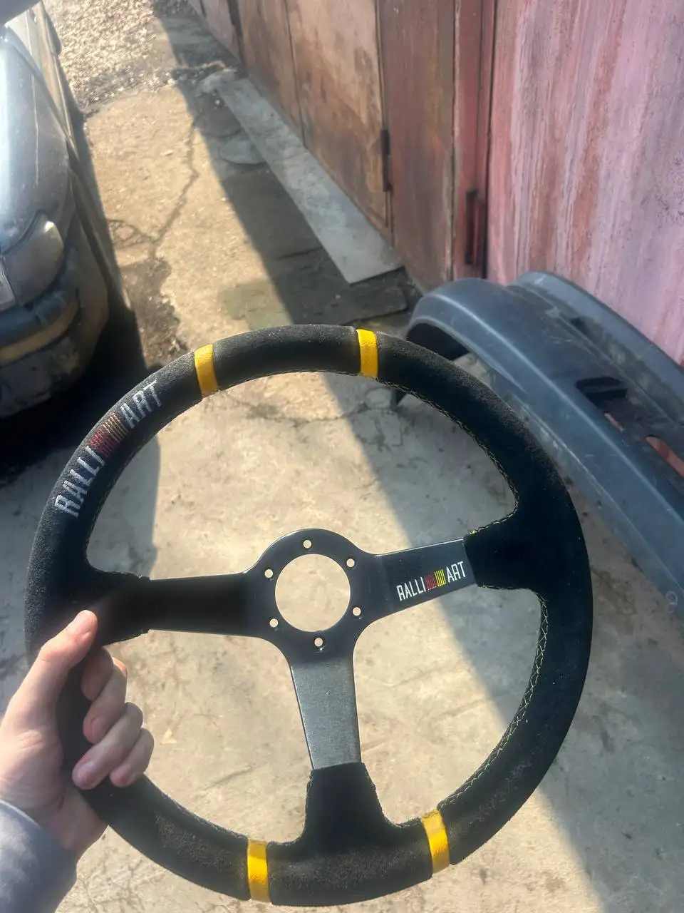 Спортивный руль для авто - Запчасти (Авто) в Хабаровск