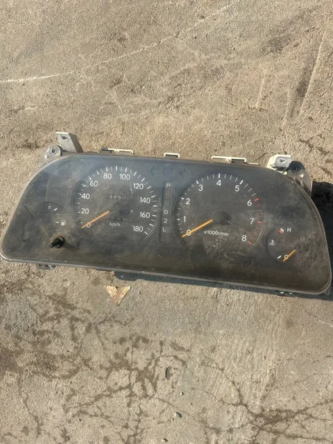 Продажа автомобиля марки Mark 90 в Хабаровске - Автозвук в Хабаровск