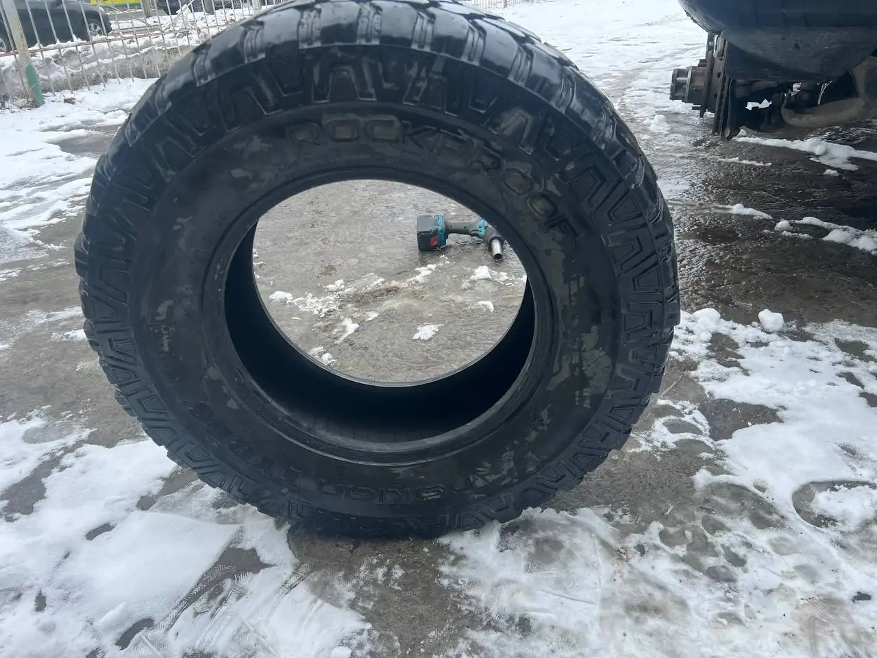 Продажа резины в хорошем состоянии - Шины и диски (Авто) в Хабаровск