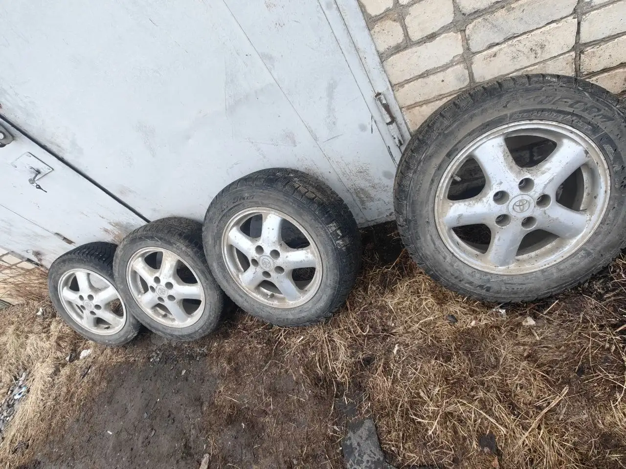 Продам литье R16 от Tourer с резиной - Диски (Запчасти) в Ванино