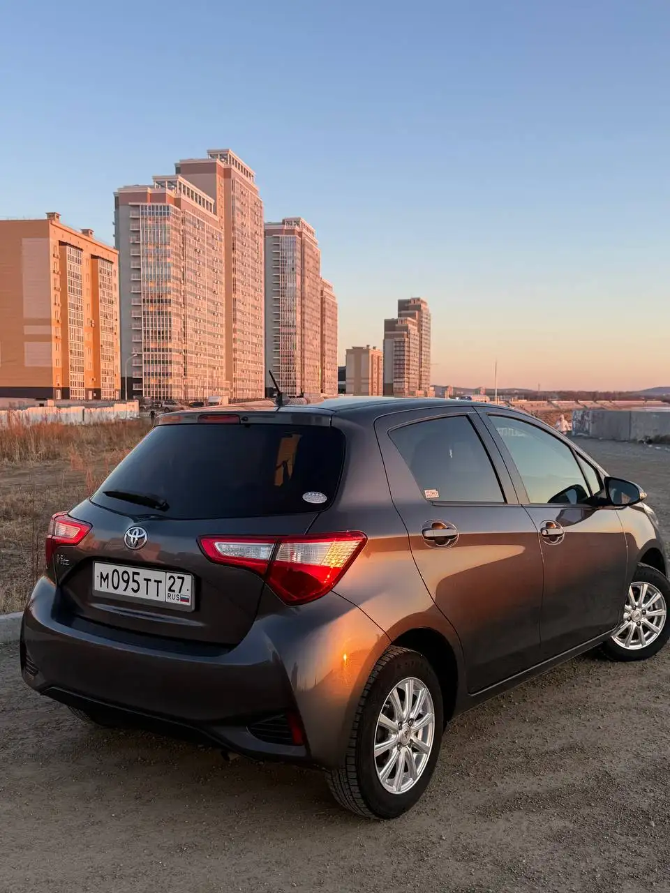 Toyota Vitz 2017 года с пробегом 97 тыс. км в Хабаровске - Легковые автомобили (Авто) в Хабаровск