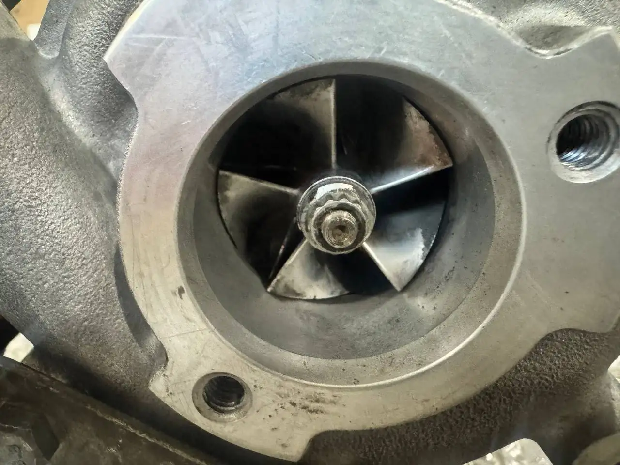 Продам гибридные турбины на 1JZ-GTE TT с увеличенными крыльчатками - Турбины (Запчасти) в Хабаровск