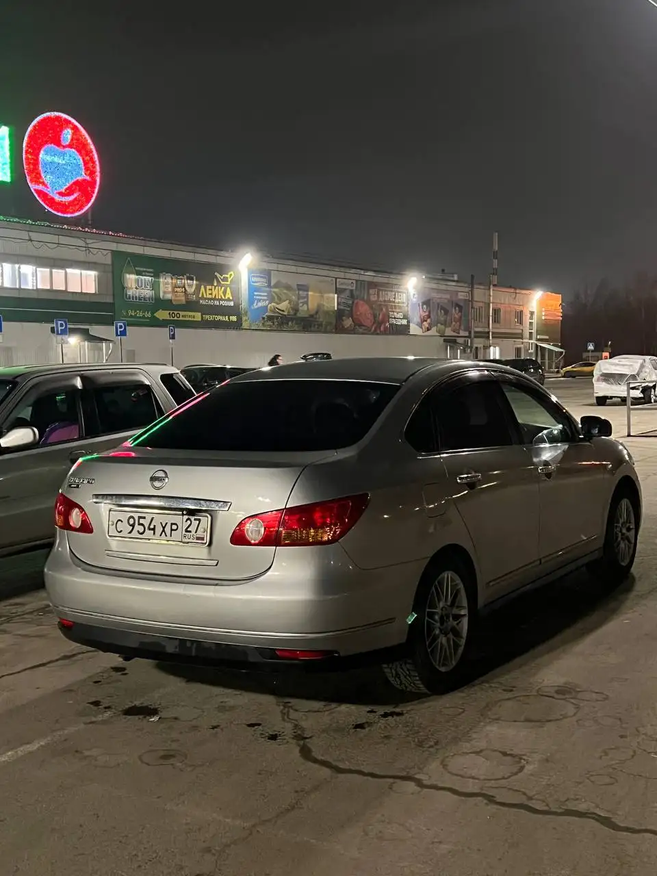 Продажа автомобиля и шипованной резины в Хабаровске - Авто в Хабаровск