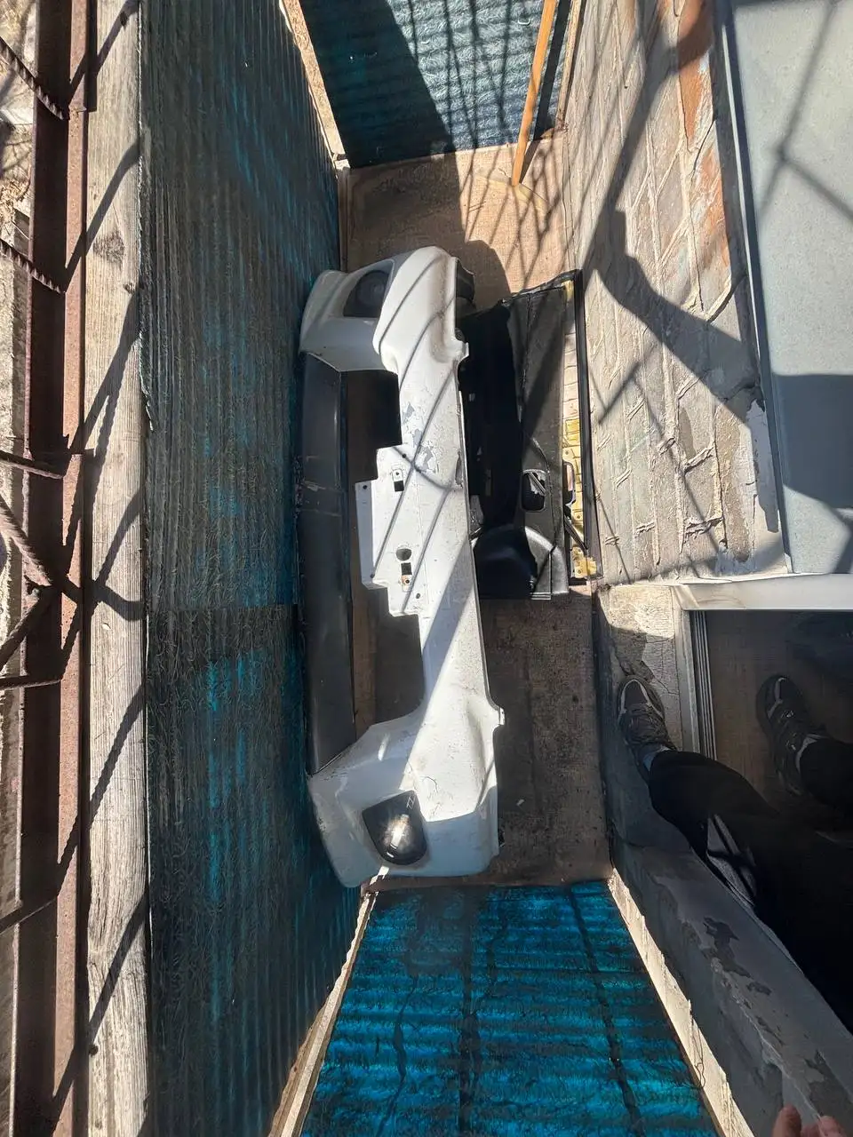 Продам бампер Лансер 2001-2007 - Бампер (Запчасти) в Хабаровск