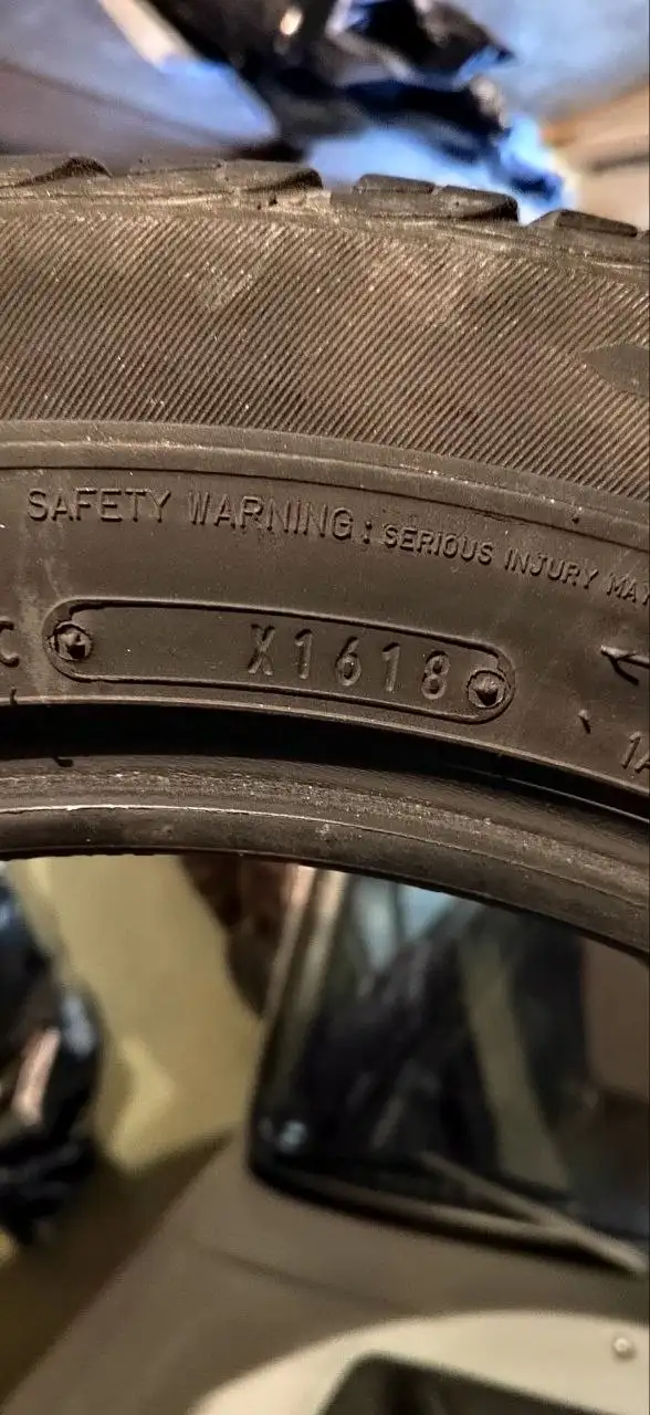 Продажа летней резины 235/55/18 2018 года - Шины и диски (Авто) в Хабаровск