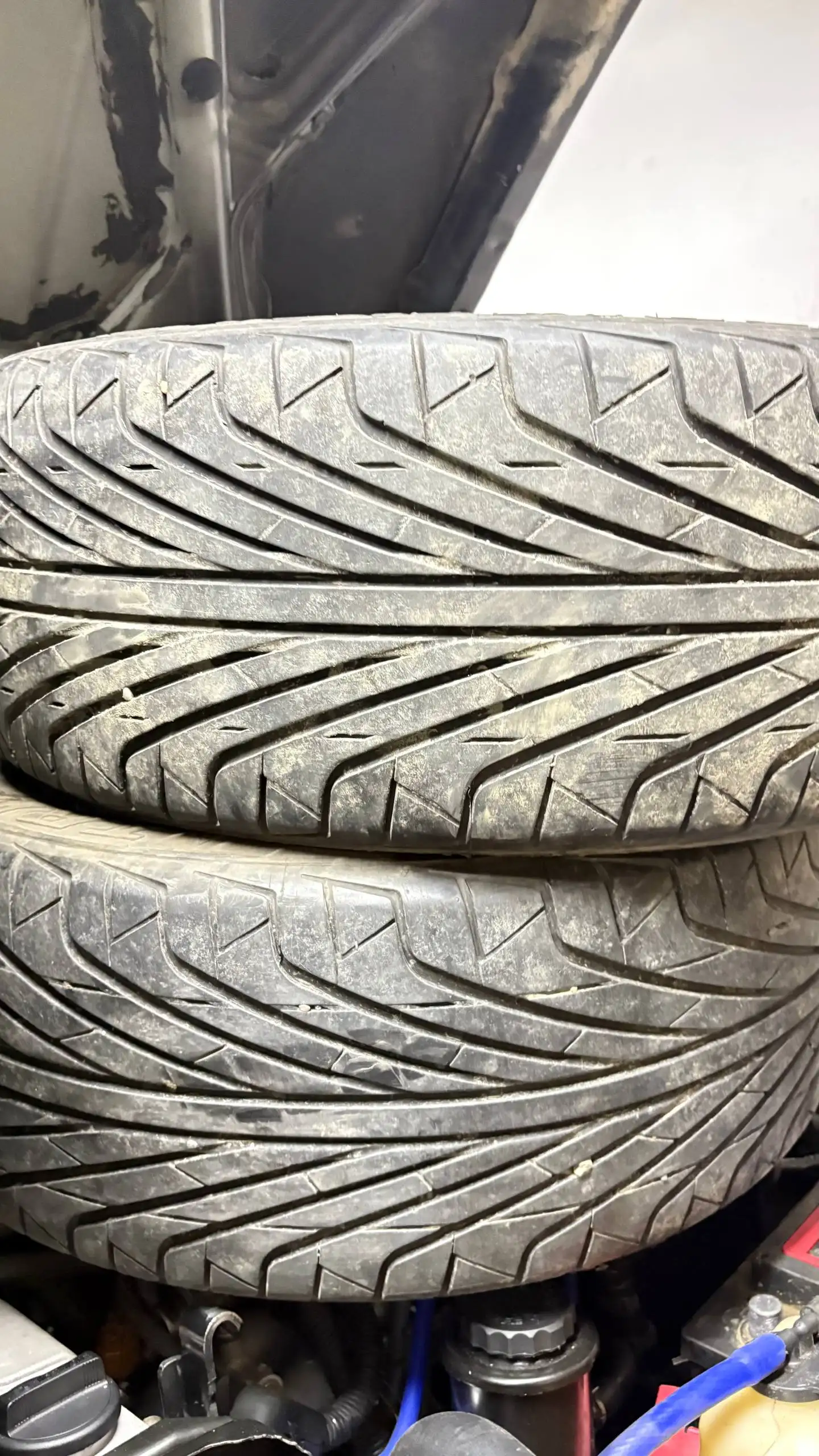 Шины Триангл 215/50/17 2022 год - Шины и диски (Авто) в Хабаровск