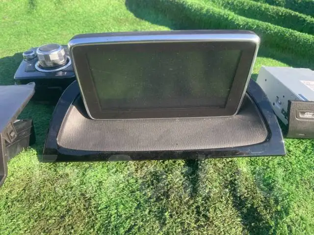 Продам штатную мультимедиа Mazda Axela BM5FS Sport 2014 года - Запчасти (Авто) в Хабаровск