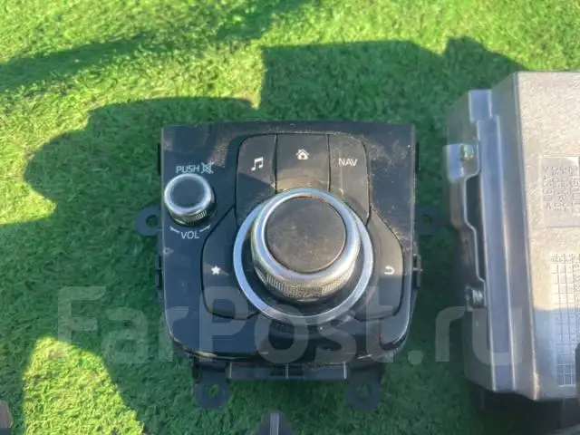 Продам штатную мультимедиа Mazda Axela BM5FS Sport 2014 года - Запчасти (Авто) в Хабаровск