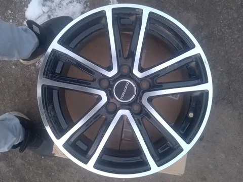 Продажа 4 новых шин 5/100 R16 - Минивэны/фургоны в Хабаровск