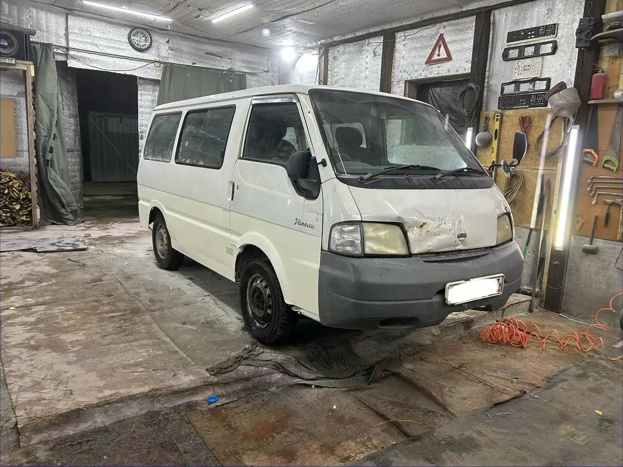 Ниссан ванет 2002, 2.2 дизель, МКПП 4WD - Минивэны/фургоны (Авто) в Хабаровск