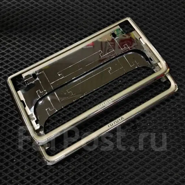 Рамки номерные Toyota хром с позолотой - Аксессуары (Авто) в Хабаровск