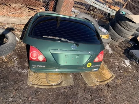 Крышка багажника Toyota Harrier 1 поколение - частное объявление в Советская Гавань