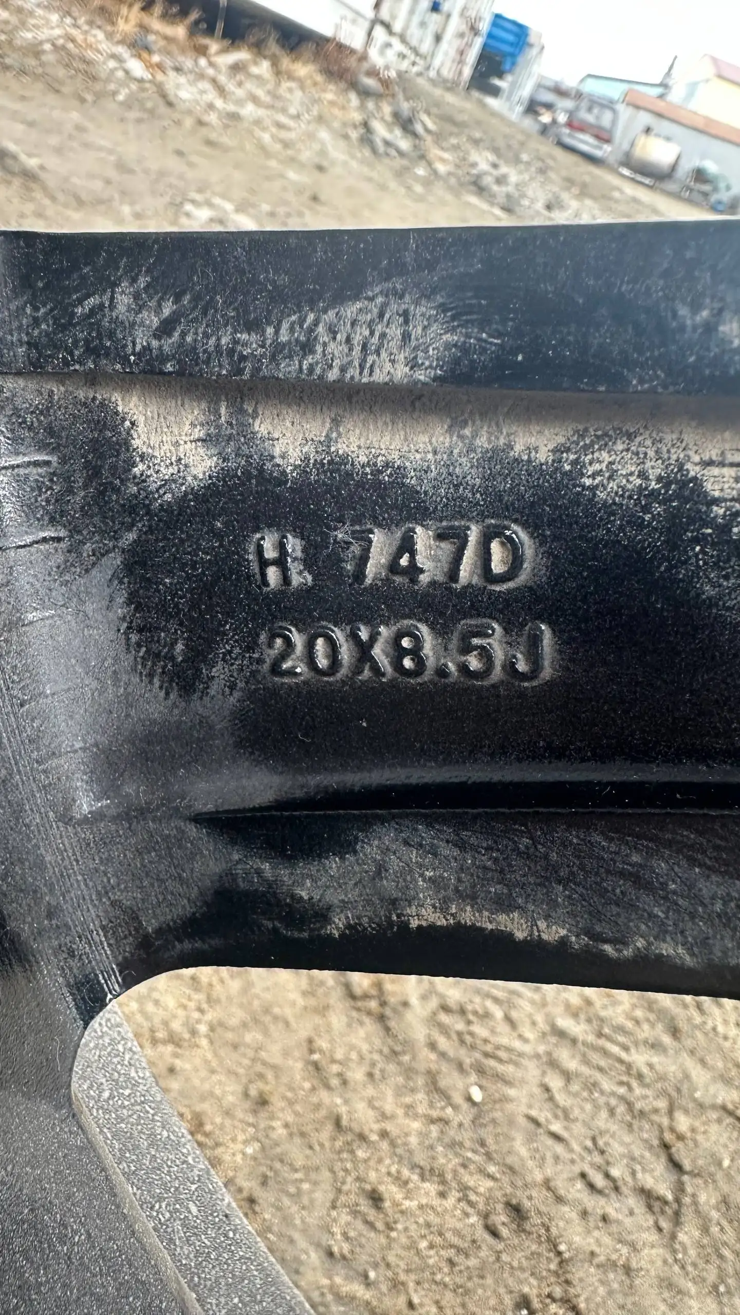 Продам комплектом шины+диски орига, Япония, состояние новых - Запчасти (Авто) в Хабаровск