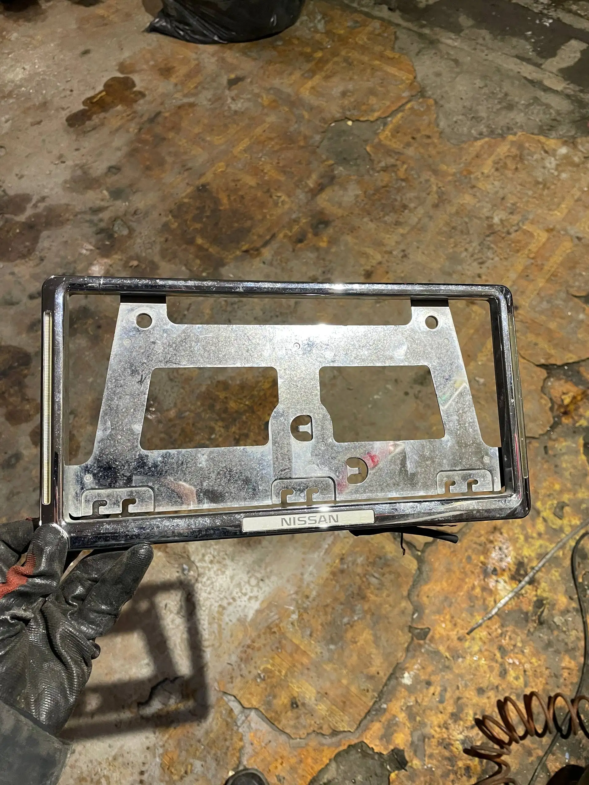 Продажа автозапчастей: резина, детали Nissan, Subaru, руль - Автозапчасти (Запчасти) в Хабаровск