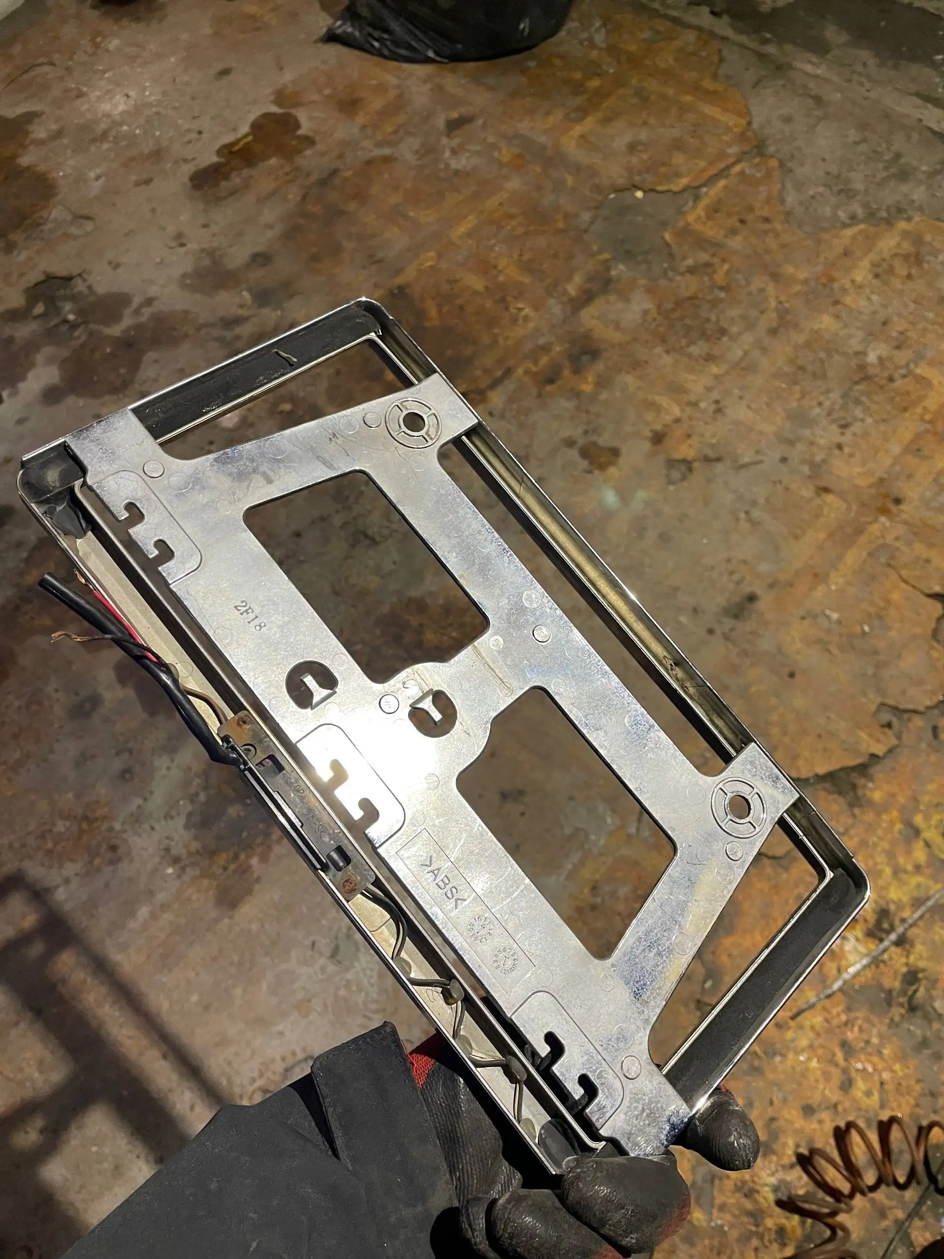 Продажа автозапчастей: резина, детали Nissan, Subaru, руль - Автозапчасти (Запчасти) в Хабаровск