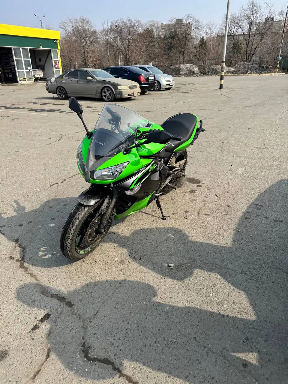Продажа Kawasaki Ninja 400 2011 года - Мотоциклы (Авто) в Хабаровск