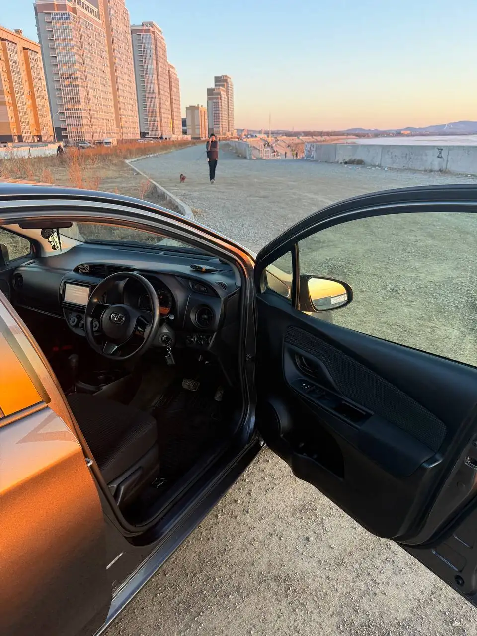 Toyota Vitz 2017 года с пробегом 97.000 км - Авто в Хабаровск