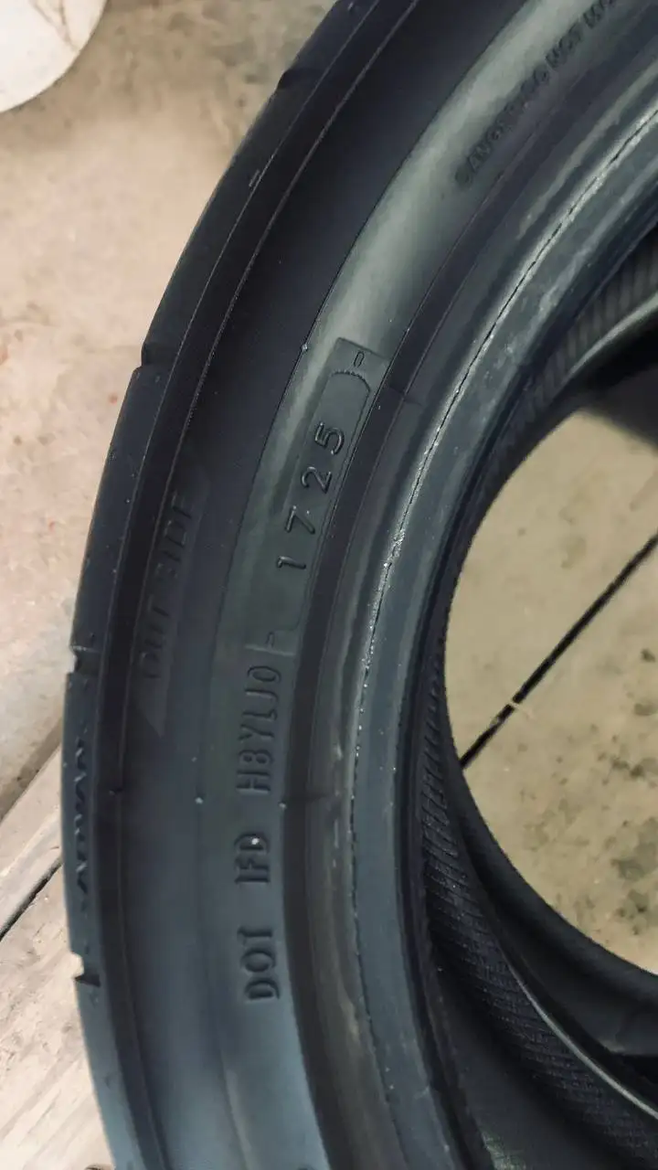 Продам шины Yokohama Advan Apex V601 225/45 R17 94Y - Шины (Авто) в Хабаровск