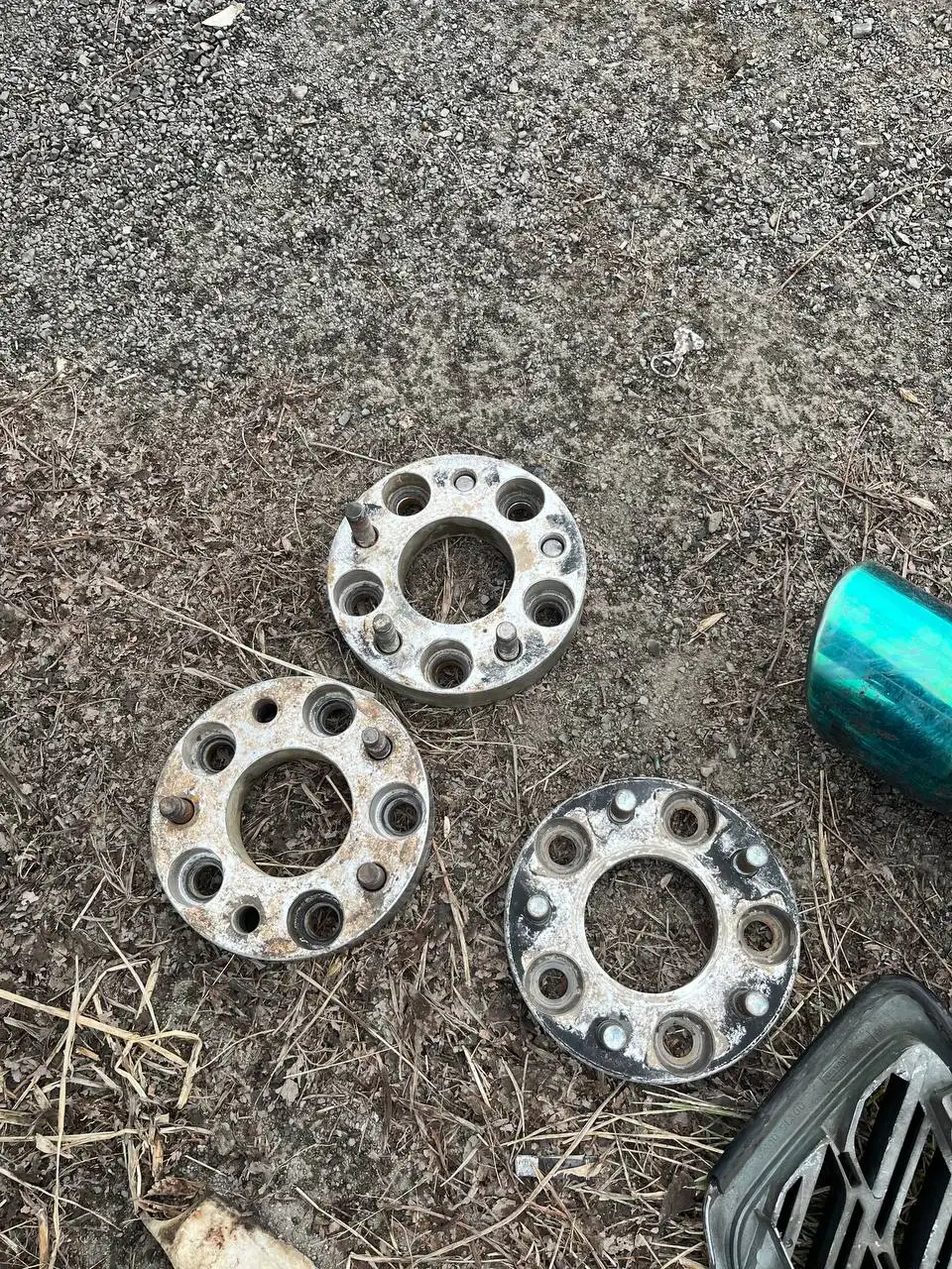 Продажа проставок и шпилек для авто - Крепежные элементы (Запчасти) в Хабаровск