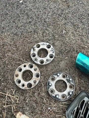 Продажа проставок и шпилек для авто - Крепежные элементы в Хабаровск