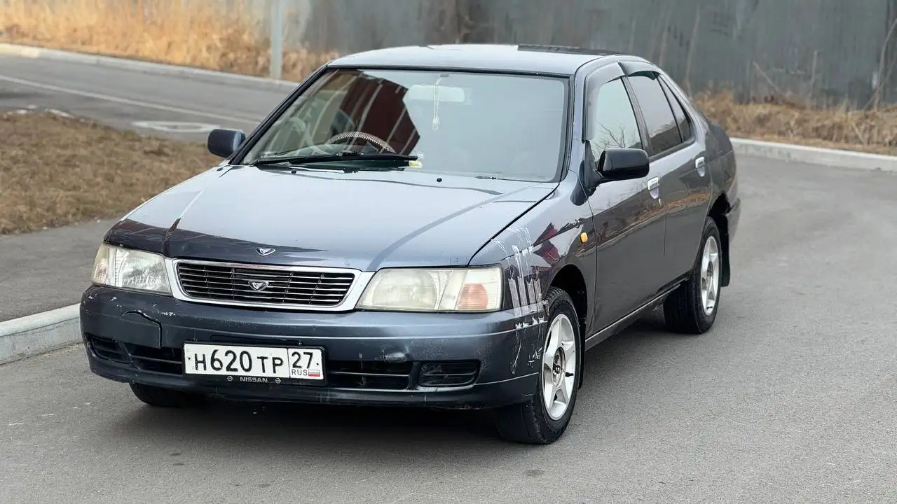 Продам автомобиль Блюберд 1.8 в отличном состоянии - Авто в Хабаровск