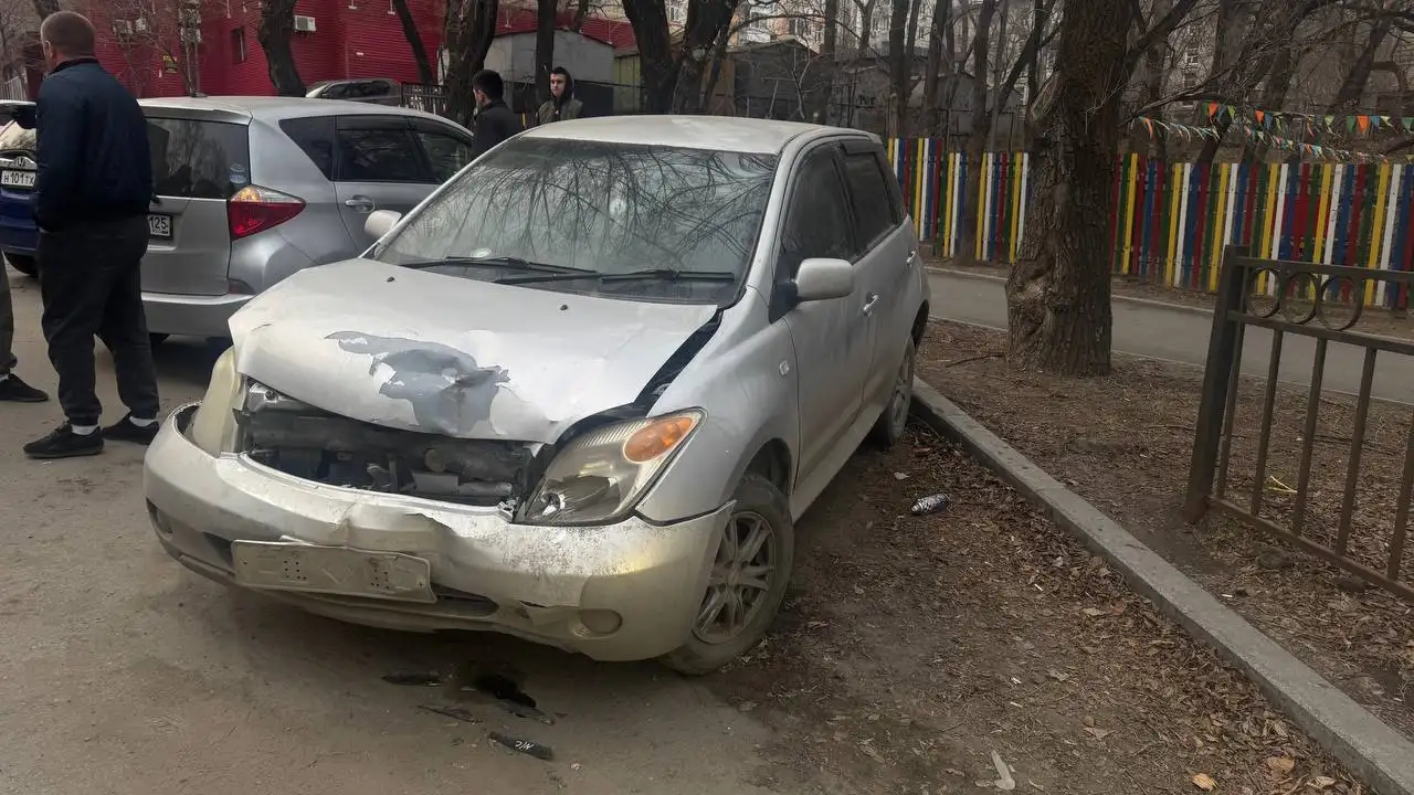 Продажа автомобиля Nissan Teana 2005 года после ДТП - Легковые автомобили (Авто) в Хабаровск