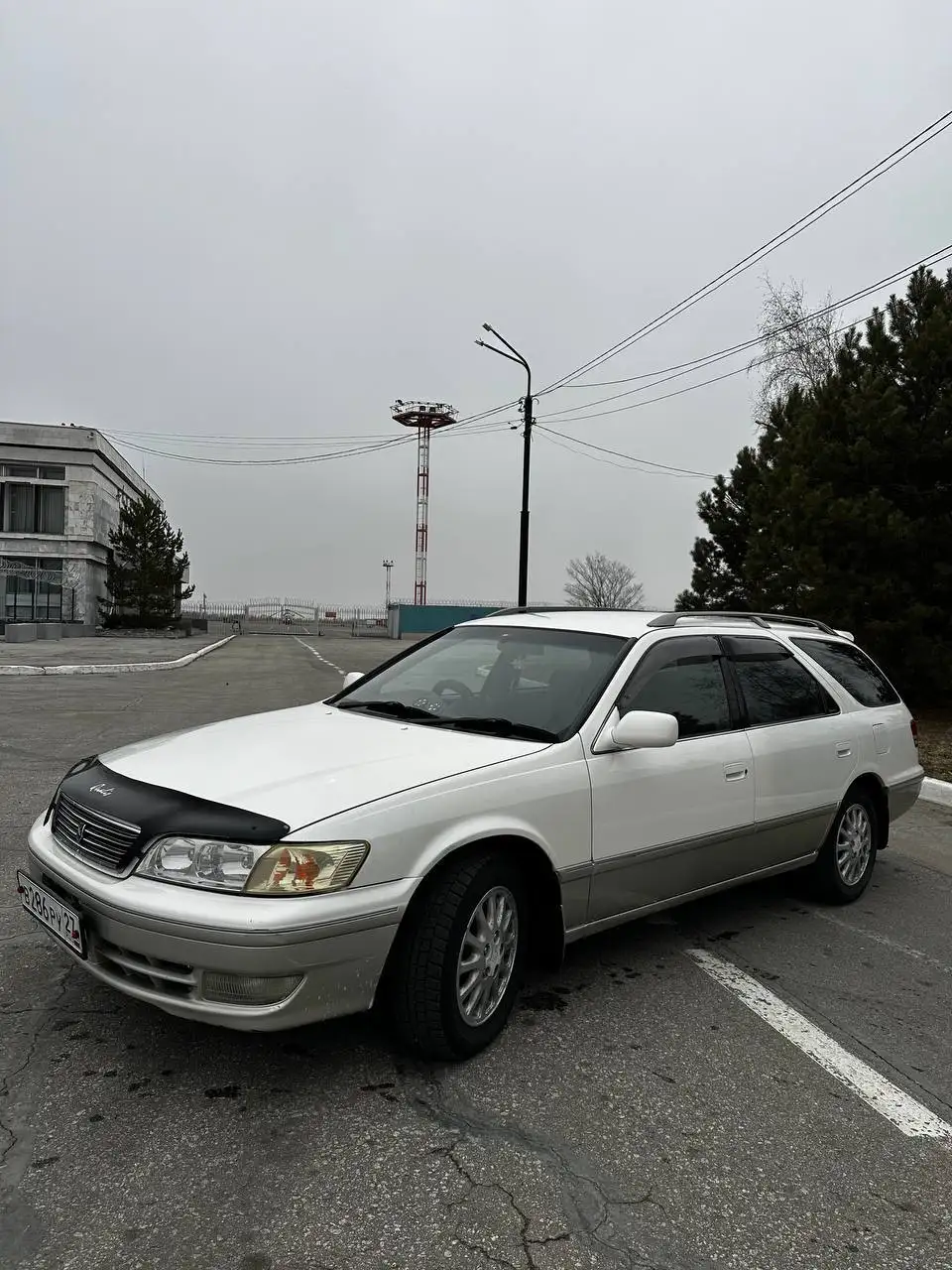 Продажа автомобиля 2.2 полный привод - Легковые автомобили (Авто) в Хабаровск