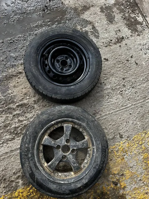 Продам 2 диска 185/70/14 - Автоэлектроника в Хабаровск