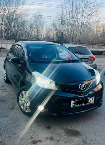 Продам Toyota Vitz 2012 г. 1.3 - Автоинструмент в Хабаровск