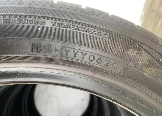 Шины Yokohama BluEarth-GT AE-51 235/45 R17 - Шины и диски (Авто) в Хабаровск