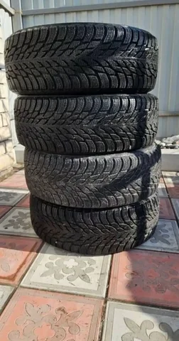 Продам зимние шины Ikon Autograph Snow 3 205/55/16 - Автобусы в Хабаровск