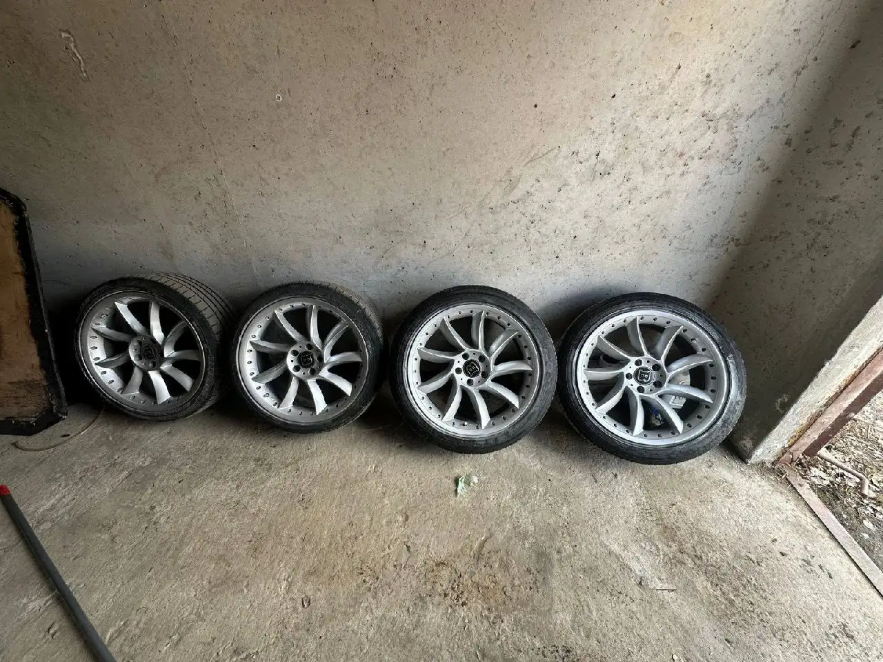 Продам диски R19 разноширокие - Автомобильные колеса без а/м (Электроника) в Хабаровск