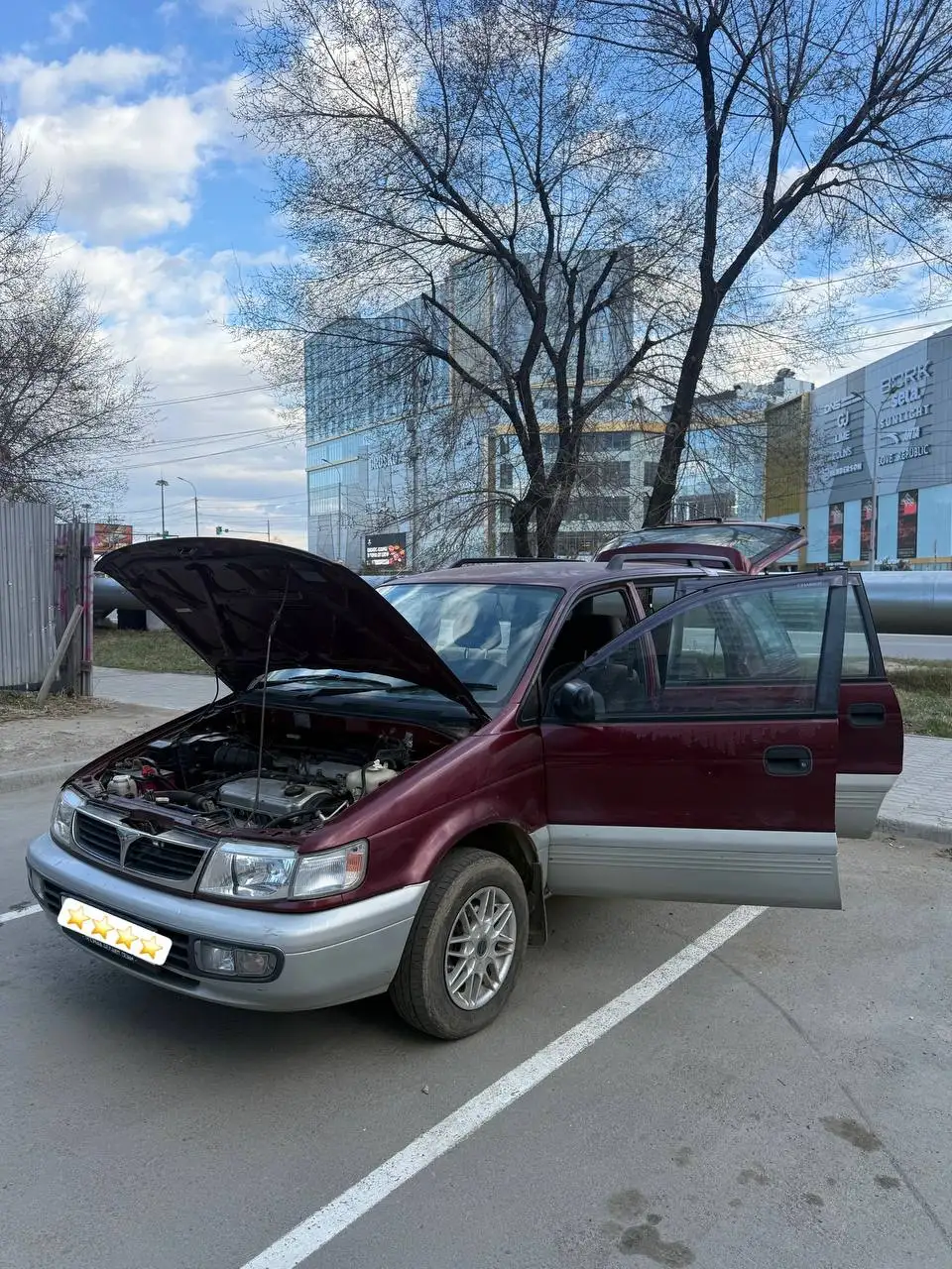 Продажа Mitsubishi Chariot 1996 - Легковые автомобили (Авто) в Хабаровск