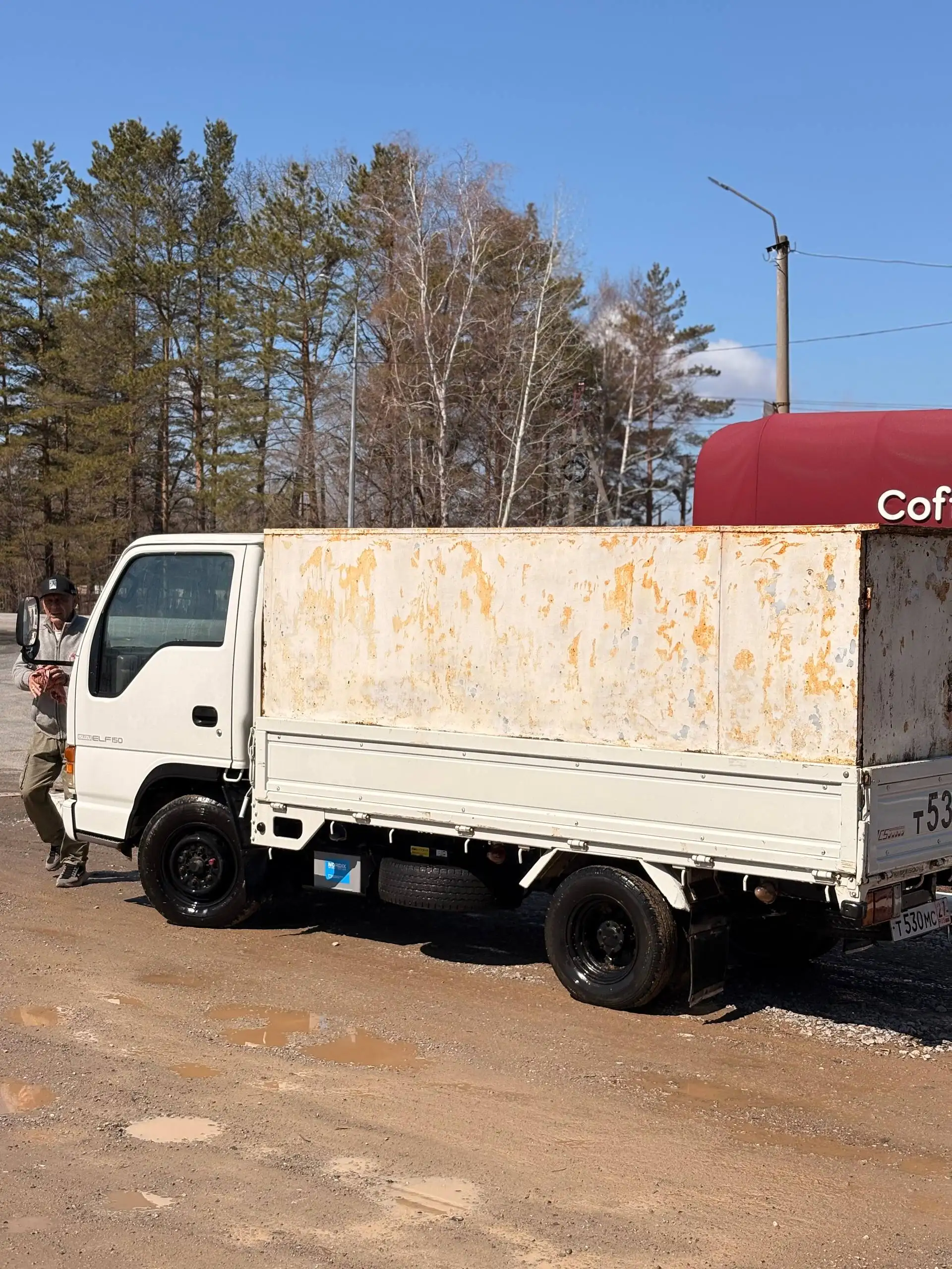 Isuzu elf 1995 год - Грузовики (Авто) в Хабаровск