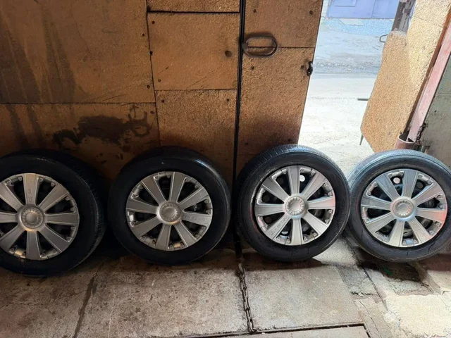Продам колёса Toyo на Ниссан Нот - Автоэлектроника и сигнализации в Хабаровск