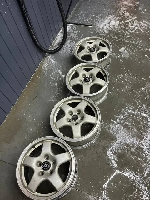 Продам диски R16 5x114.3 - Грузовые автомобили в Хабаровск