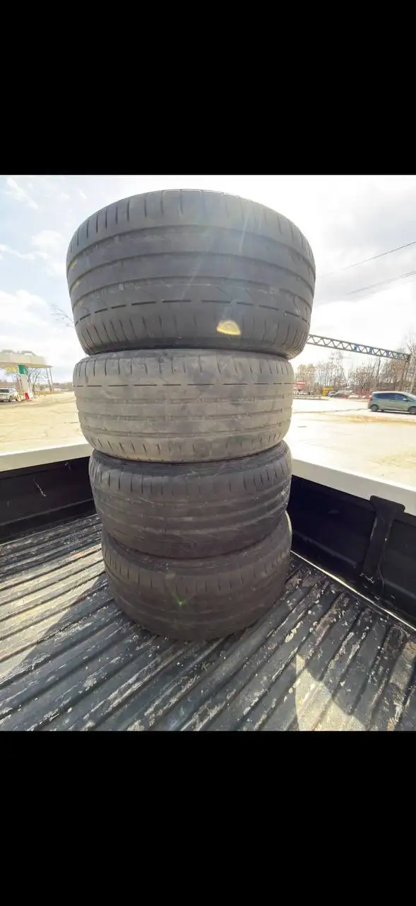 Bridgestone Potenza 225/50/17 - Шины (Авто) в Хабаровск