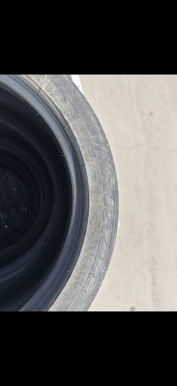 Bridgestone Potenza 225/50/17 - Шины (Авто) в Хабаровск