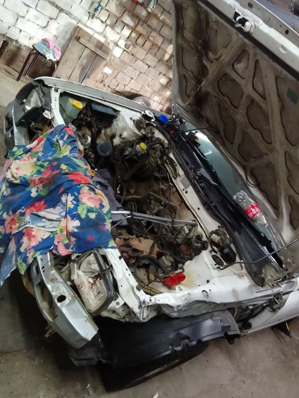 Продажа Nissan AD 1999 года - Автомобили в неисправном состоянии (Авто) в Хабаровск