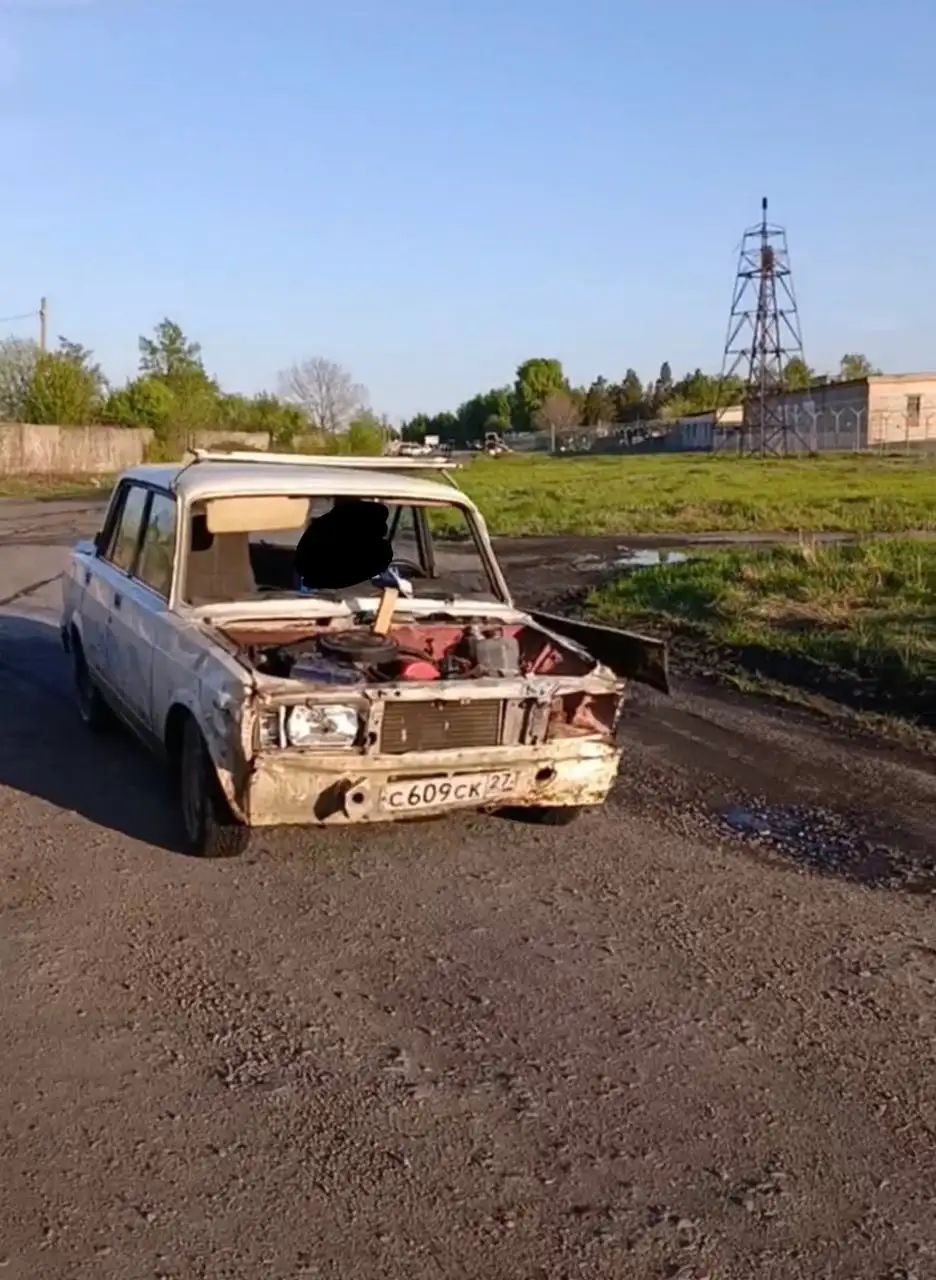Уазик 1.6 после удара - Авто в Хабаровск
