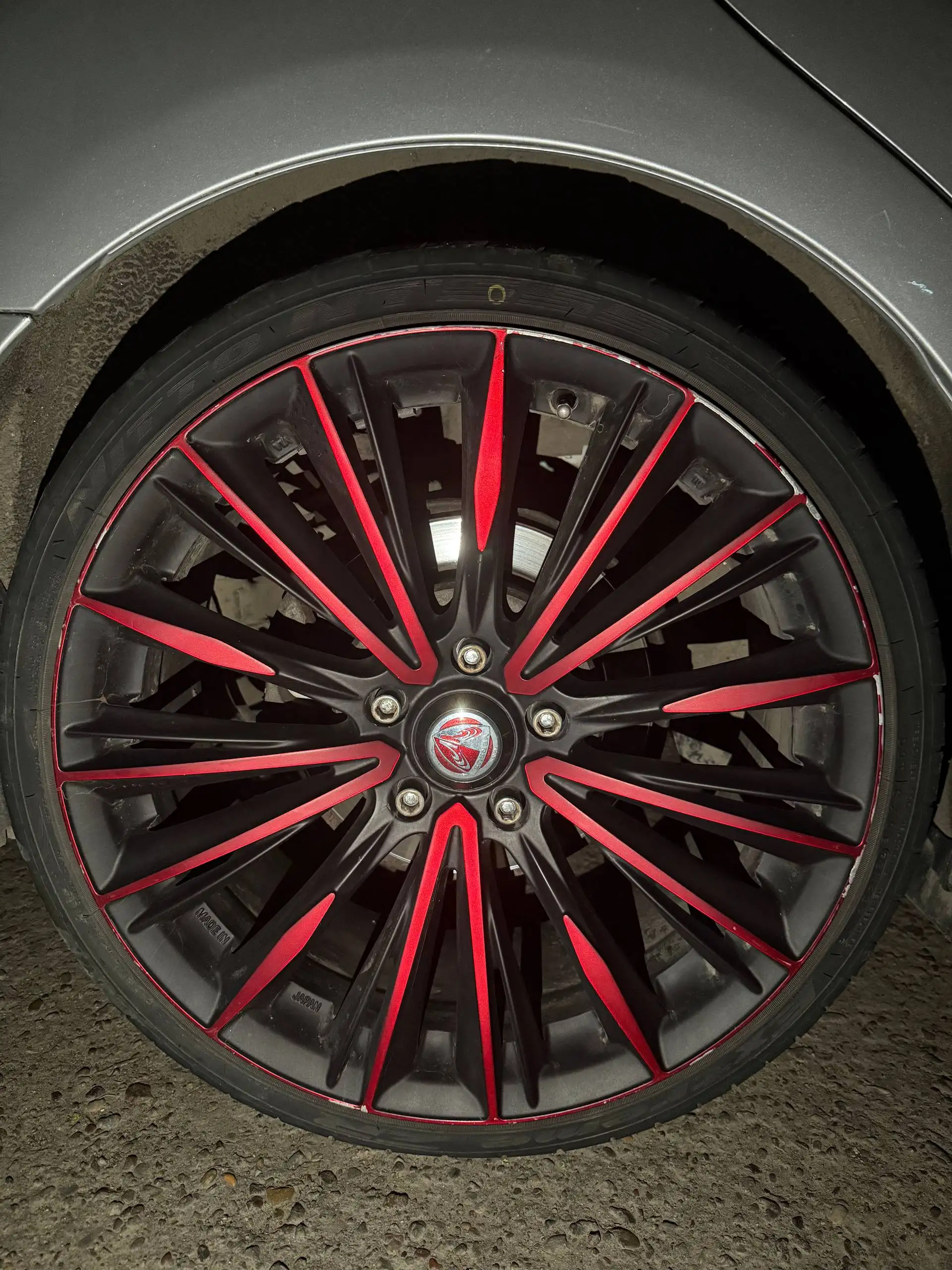 R19 5x114.3 оригинальные японские диски Rays с резиной на докат - Колёса и диски (Запчасти) в Хабаровск
