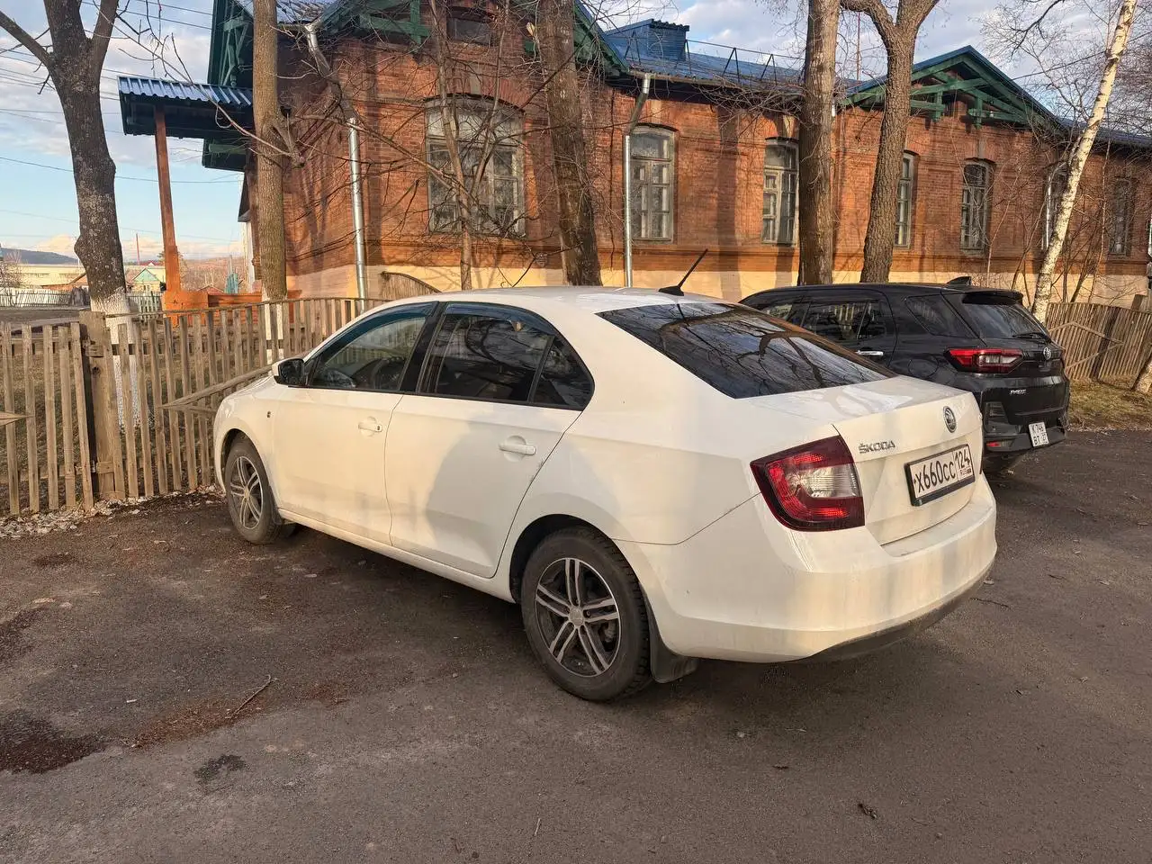 Рапид 2016 МКПП - Легковые автомобили (Авто) в Хабаровск